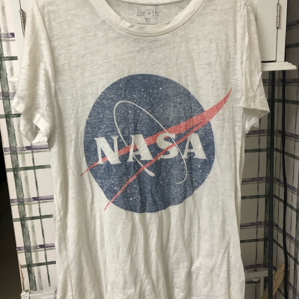 Zoe t Liv old school nasa tshirt